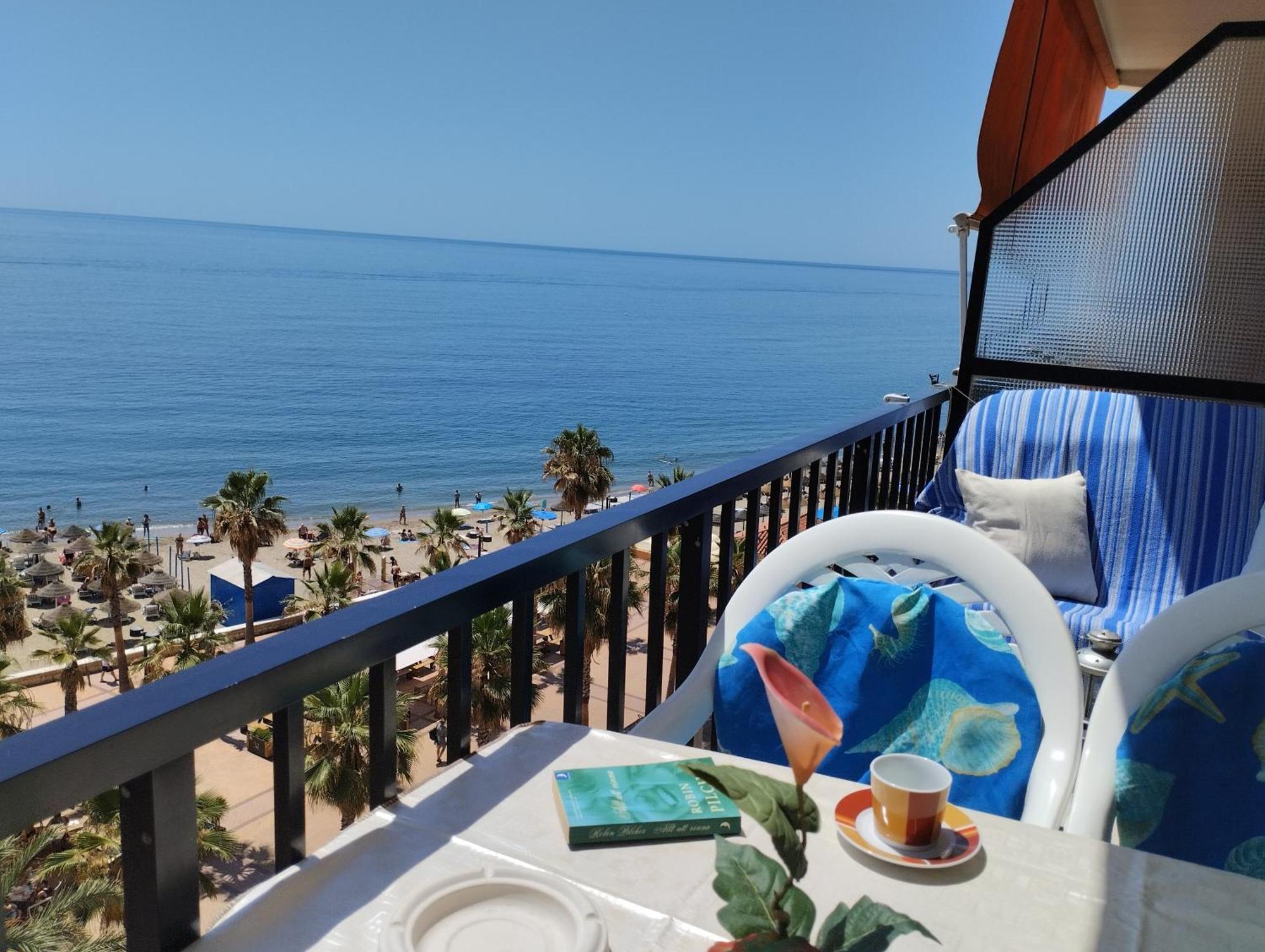 Fuengirola Playa Carina Lejlighed Eksteriør billede