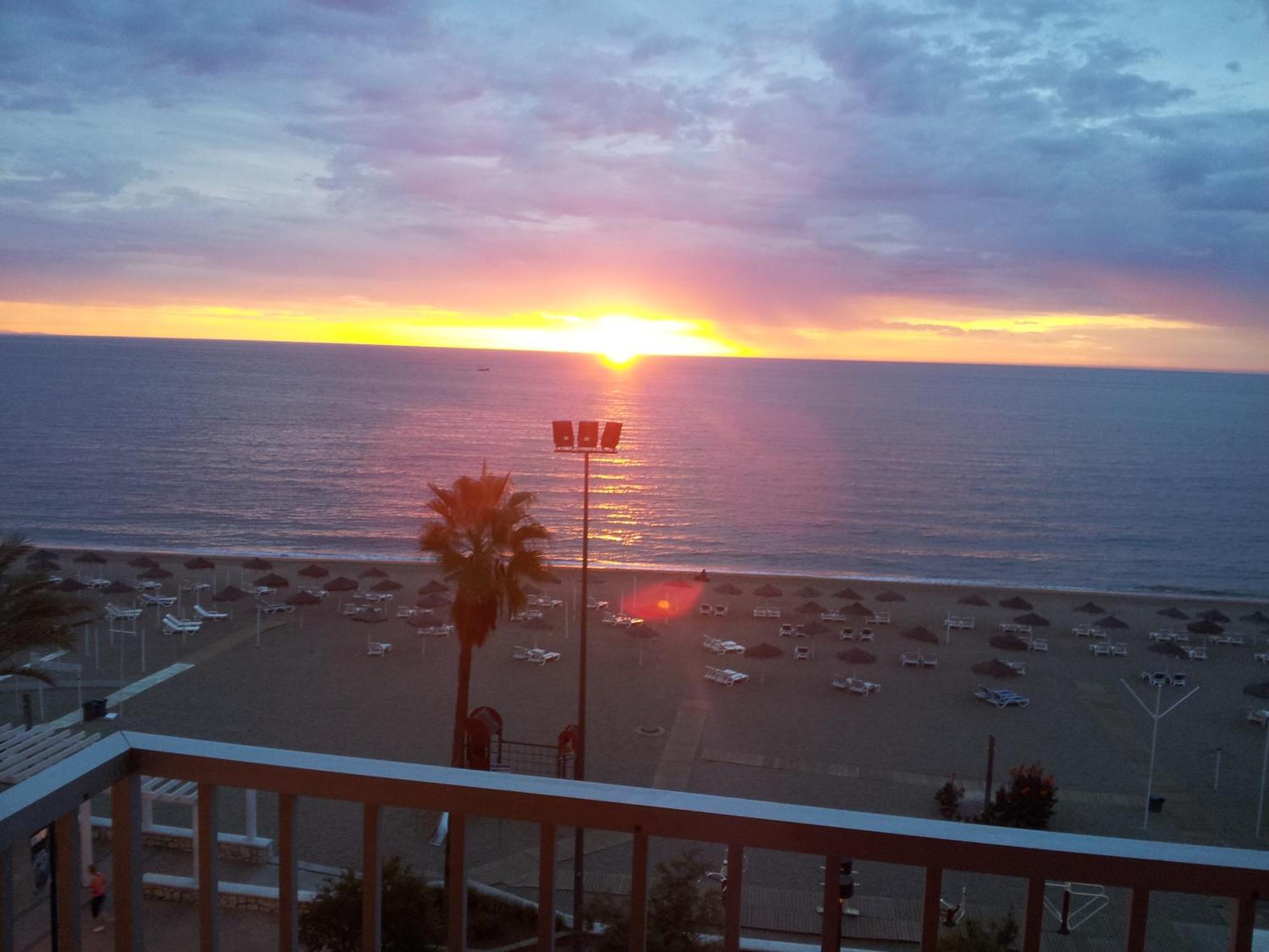 Fuengirola Playa Carina Lejlighed Eksteriør billede
