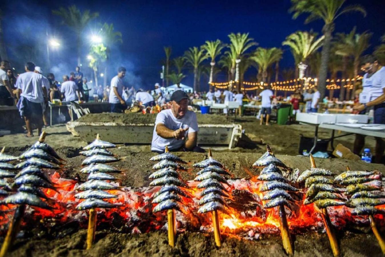 Fuengirola Playa Carina Lejlighed Eksteriør billede